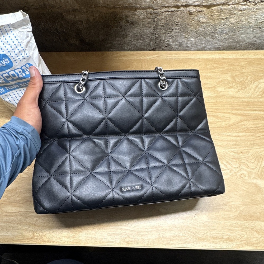 Nine West Black Quilted Large Shoulder Bag Silver Chain Strap Magnetic Closure